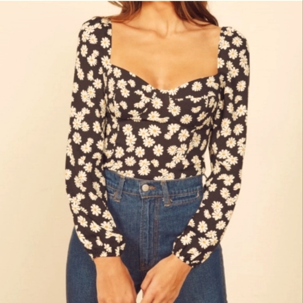 Reformation Reign top Daisy chain